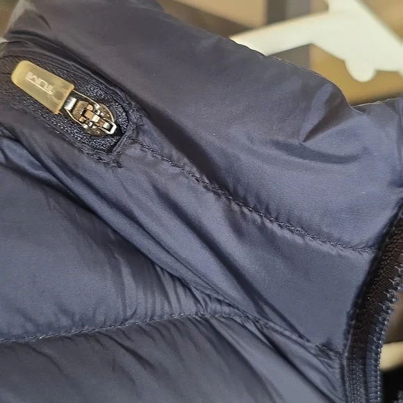 TUMI Packable down puffer jacket! S - Picture 7 of 9